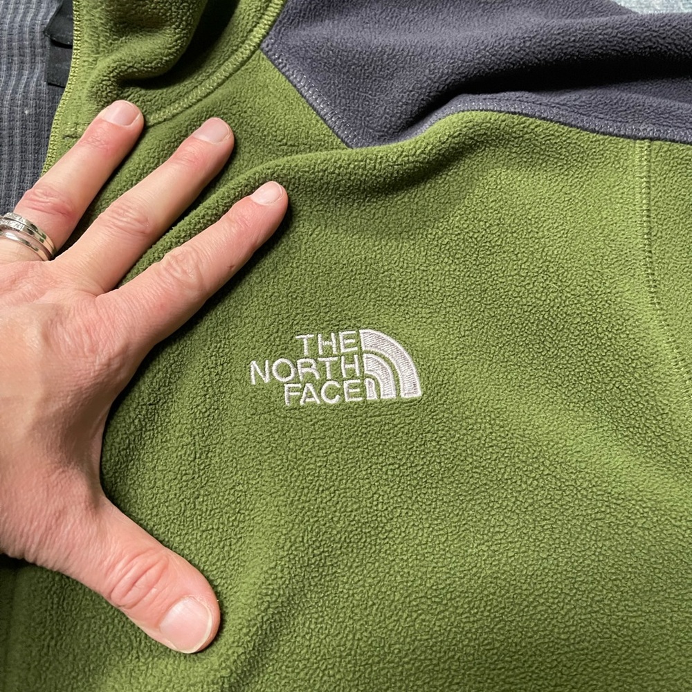 The Northface jacket - Picture 3 of 10